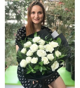 Beyaz gül Tasarım buketi